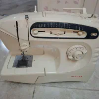 چرخ خیاطی سینگر در حد نو