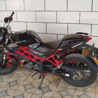 یک دستگاه موتور بنلی 250 مدل 1399