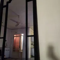 آیینه فروشی