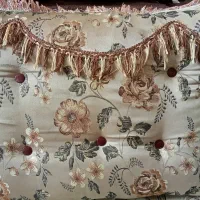 چهار عدد پشتی محکم و سفت