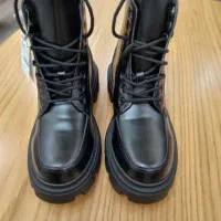 فروش بوت چرم|کیف، کفش، کمربند|پره‌سر, |دیوار