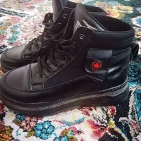 نیم بوت چرم|کیف، کفش، کمربند|کاشان, باهنر|دیوار