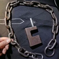 زنجیر ضد برش و ضربه