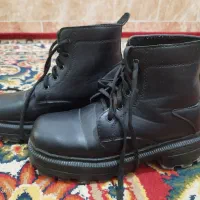 پوتین کاملا سالم جنس خوب سایز ۴۰