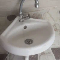 سنگ روشوی با شیر آب