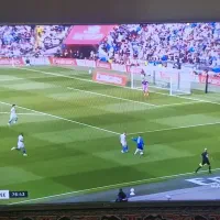 تلویزیون ۴۰ اینچ ال ای دی