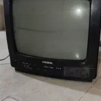 دو عدد تلوزیون رنگی پارس و ال جی