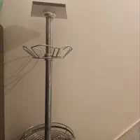 میله استیل، بار، بین کابنتی