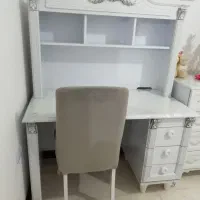 فروش میز تحریر،، تخفیف جزئی پای معامله|میز تحریر و کامپیوتر|شیراز, شهرک مهدیه|دیوار