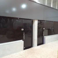 تهیه و نصب شیشه سکوریت|خدمات پیشه و مهارت|رشت, چمارسرا|دیوار