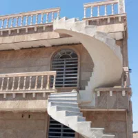 طراحی اجرا انواع پله گرد فلزی بتنی نرده سنگ پله|خدمات پیشه و مهارت|کرمان, |دیوار