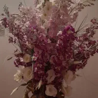 گل و گلدان