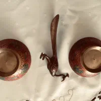 یک عدد مجسمه طاووس و دو عدد کاسه جنس برنج(هندی)|کلکسیون اشیاء عتیقه|اصفهان, آبشار|دیوار