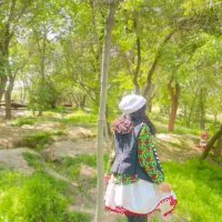 لباس محلی|لباس|مشهد, اقبال|دیوار
