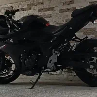 سوزوکیgxs r250