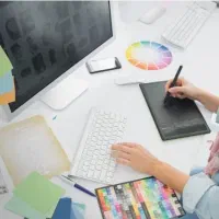 طراح و گرافیست