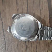 ساعت اورینت|ساعت|بجنورد, |دیوار