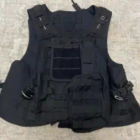 جلیقه تاکتیکال و لباس ۳۱۳ اصلی|لباس|رشت, حمیدیان|دیوار