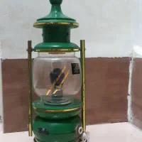 چراغ خواب چوبی قدیمی