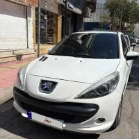 207 پانا دنده ای فرمون برقی تحویل 1401|خودرو سواری و وانت|شیراز, شیمی گیاه|دیوار