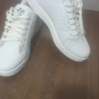 کفش آدیداس زنانه سایز ۳۸