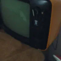 سه دستگاه تلویزیون قدیمی،عتیقه نوستالوژیک|کلکسیون اشیاء عتیقه|آباده, |دیوار