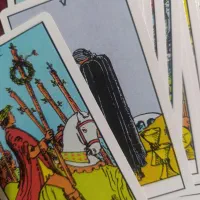 سر کتاب مذهبی،انواع فال و یاد هم میدم،مجلات مذهبی