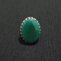 یک عدد انگشتر نقره درشت عقیق سبزیمنی