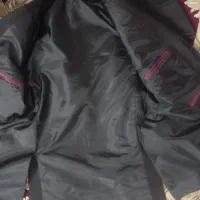 کت وشلوار|لباس|قم, زاویه|دیوار