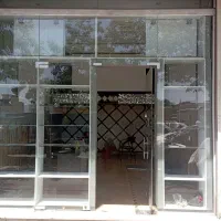 ویترین مغازە