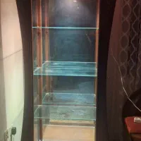 بوفه. ویترین چوبی لوکس با تزئینات برنجی ونور داخلی|بوفه، ویترین، کنسول|شیروان (خراسان), |دیوار