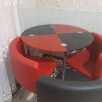 میز ناهارخوری ۴نفره در حد نو|میز و صندلی غذاخوری|جوین, |دیوار