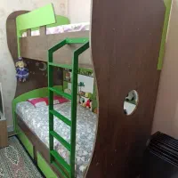 تخت دو طبقه کودک و نوجوان در حد نو|تخت و سرویس خواب|ملایر, |دیوار