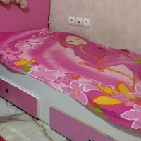 تخت کودک|تخت و صندلی بچه|میانه, |دیوار