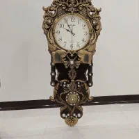 ساعت دیواری کاملا سالم