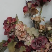 گل مصنوعی زیبا چند شاخه