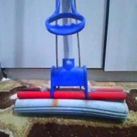 طی زمین شوی اشپزخانه کاملا سالم