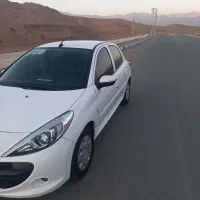 207مدل 1402|خودرو سواری و وانت|هشتگرد, شهرک بعثت|دیوار