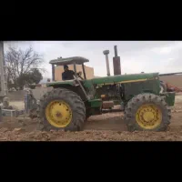 تراکتور جاندیِر ۴۹۵۵