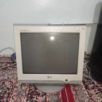 مانیتور ترح لبخند LG