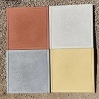 کارگر ماهر برای تولید موزاییک ویبره.