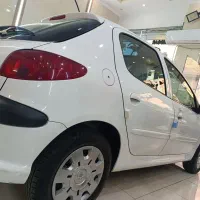 206پانا 1401در حد خشک اتومبیل نبی ئی