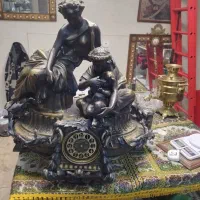 مجسمه ساعت قلع و سرب|کلکسیون اشیاء عتیقه|شهریار, شهریار|دیوار