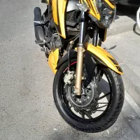 آپاچی200مدل98با کلاه ردلاین