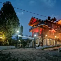 اجاره ویلا روزانه وشبانه دامنه جنگل .نزدیک فروشگاه|اجارهٔ کوتاه‌مدت ویلا و باغ|کلاردشت, |دیوار