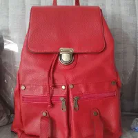 کیف سالم و مرتب دو عدد یکی ۲۰۰ یکی ۱۰۰