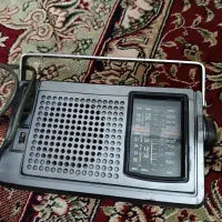 رادیو های قدیمی|کلکسیون اشیاء عتیقه|یزد, |دیوار