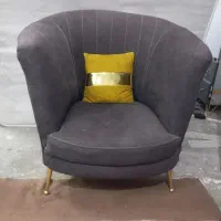 تعدادی لوازم منزل به فروش میرسد