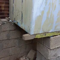 تانکی هزار لیتری. و سه عدد لوله سه اینچ|ابزارآلات|مسجد سلیمان, |دیوار