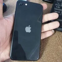 ایفون se2020